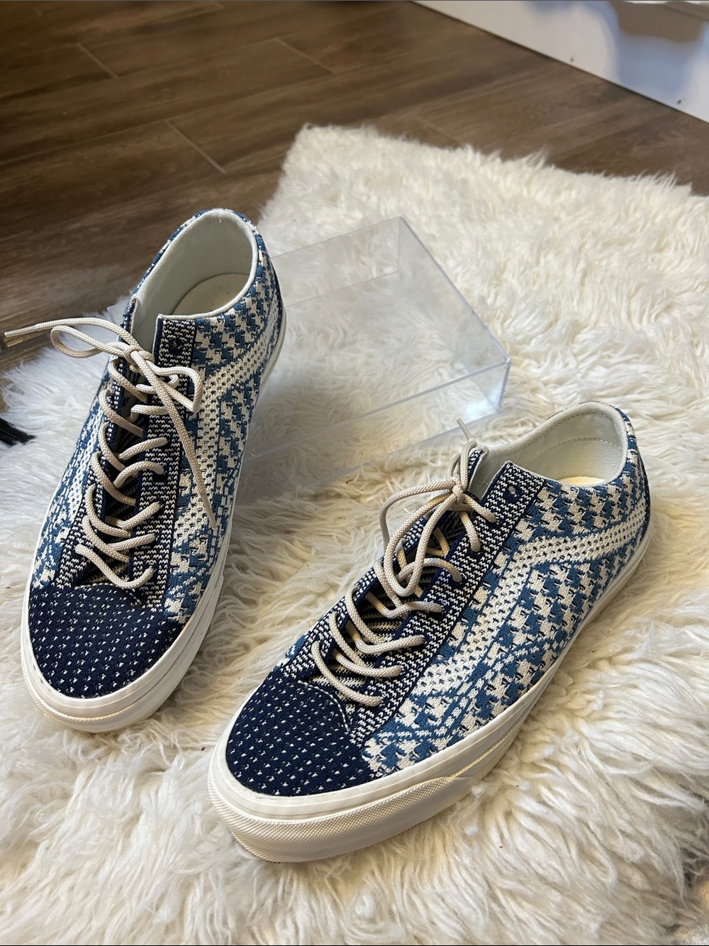 Vans Blue & Cream Knit Pattern Low-Top Sneakers